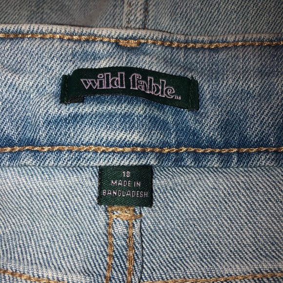 Wild fable skirt - Picture 2 of 3